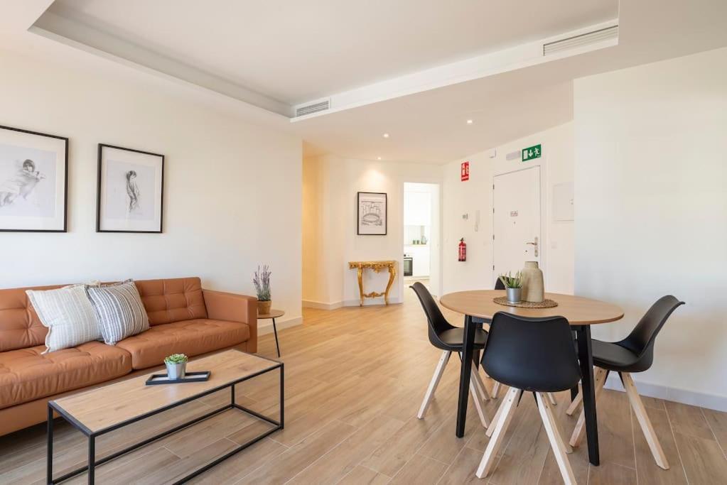Tribuna I By Ele Apartmens * Malaga